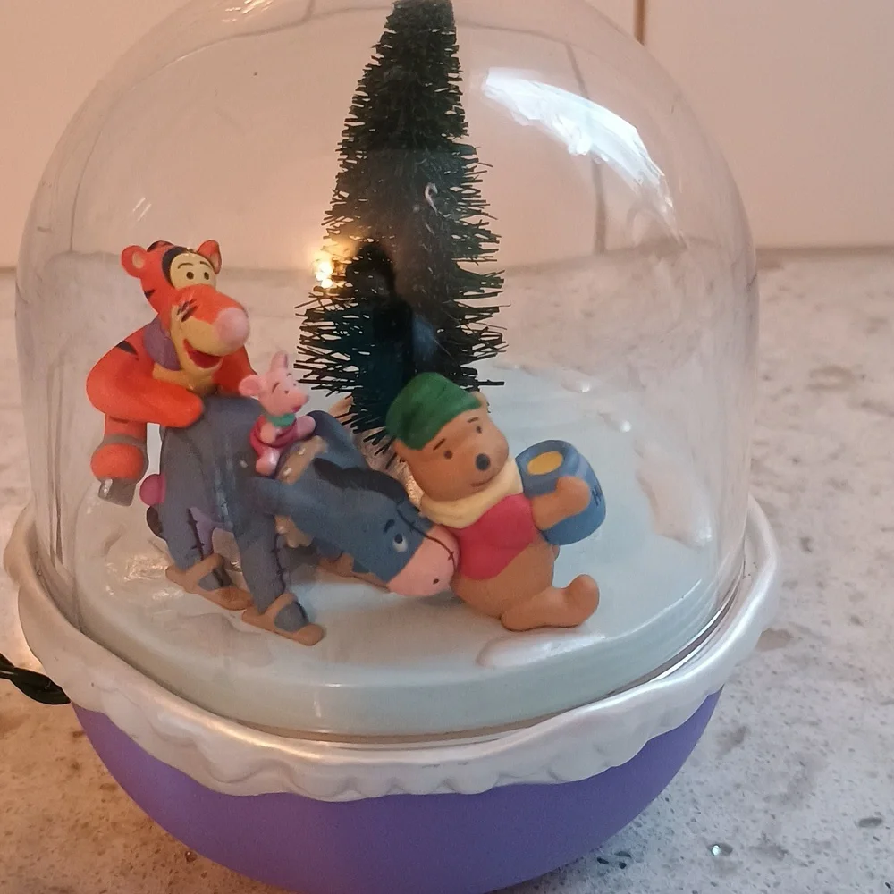 1996 Hallmark Keepsake Magic Disney Ornament 